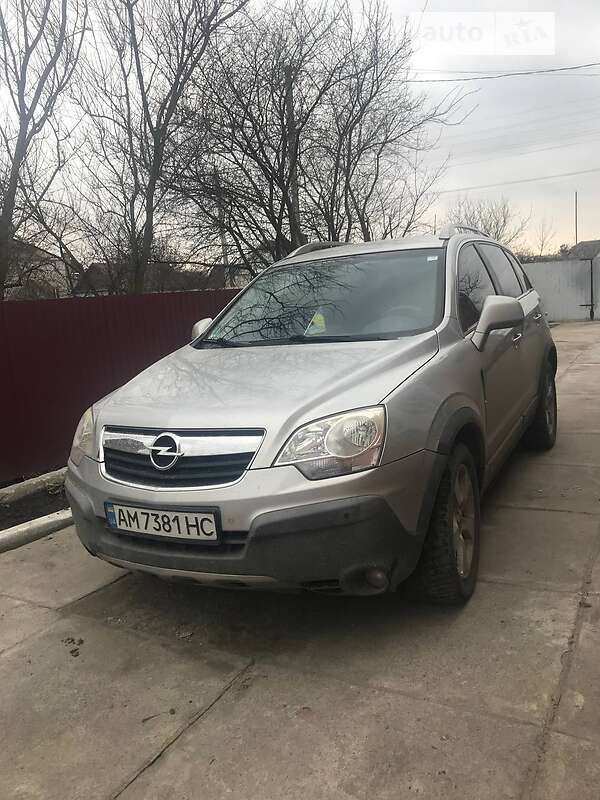 Внедорожник / Кроссовер Opel Antara 2007 в Романове