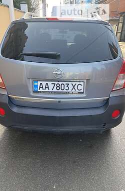 Внедорожник / Кроссовер Opel Antara 2011 в Киеве