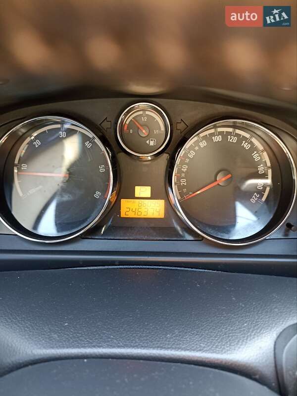Внедорожник / Кроссовер Opel Antara 2007 в Никополе