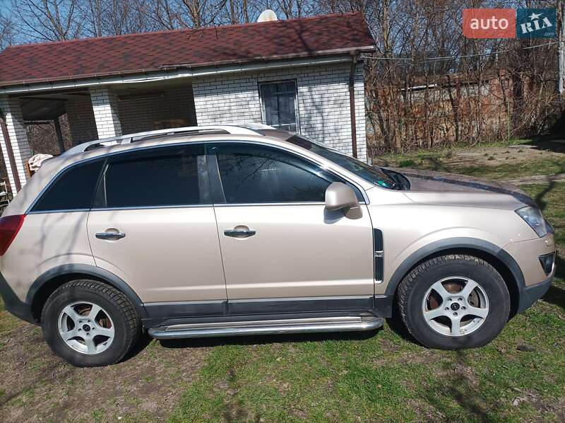 Внедорожник / Кроссовер Opel Antara 2012 в Киеве