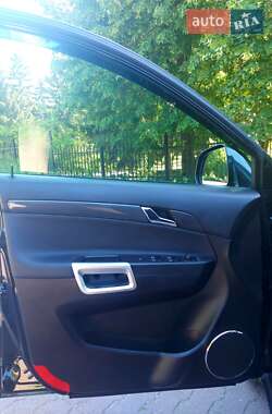 Позашляховик / Кросовер Opel Antara 2012 в 