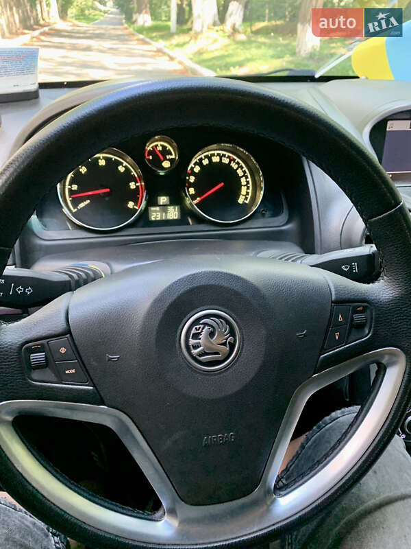 Внедорожник / Кроссовер Opel Antara 2012 в Черновцах