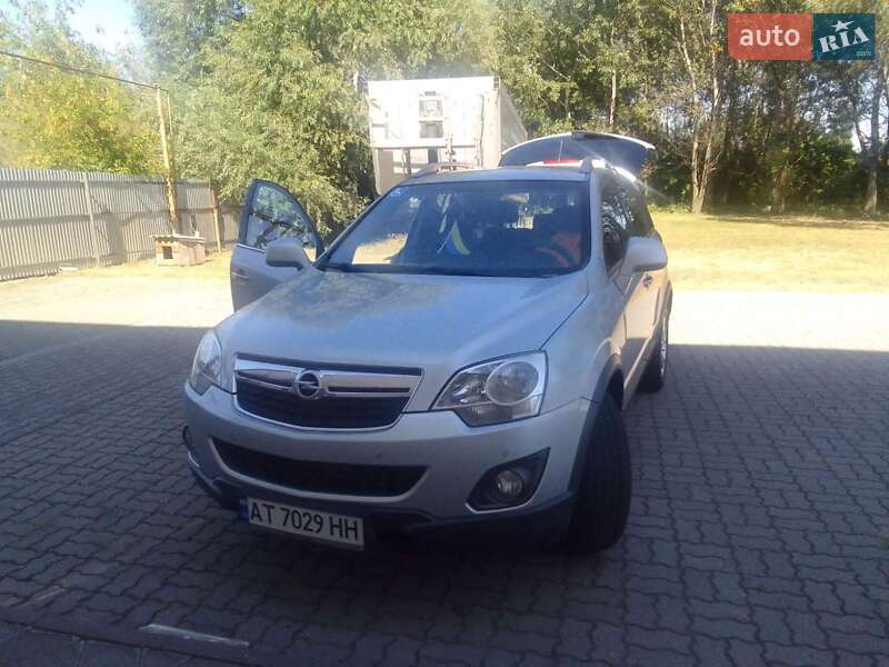 Внедорожник / Кроссовер Opel Antara 2011 в Черновцах