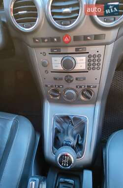 Внедорожник / Кроссовер Opel Antara 2006 в 
