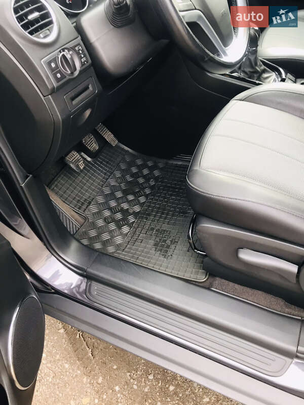 Позашляховик / Кросовер Opel Antara 2013 в Коломиї