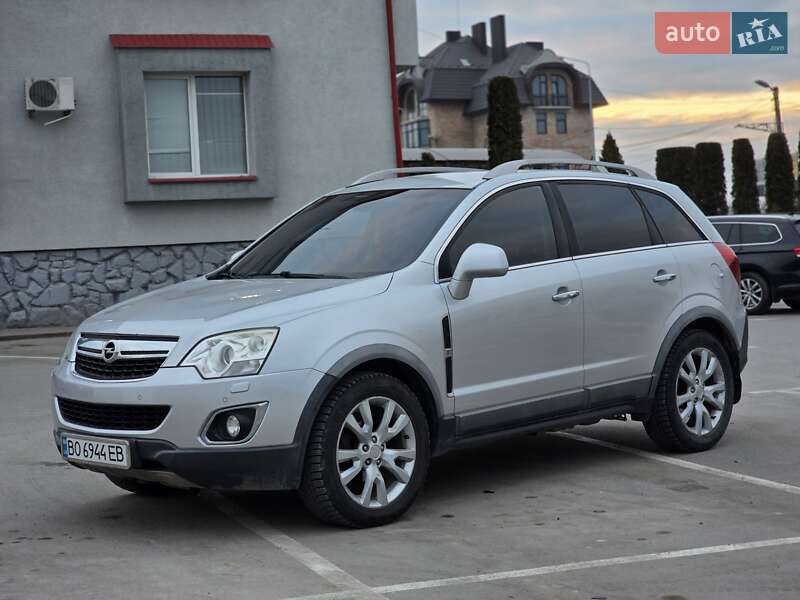 Внедорожник / Кроссовер Opel Antara 2011 в 