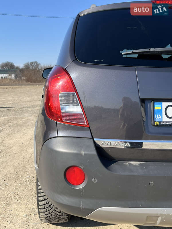 Внедорожник / Кроссовер Opel Antara 2012 в Редковцах