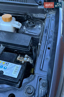 Внедорожник / Кроссовер Opel Antara 2012 в 