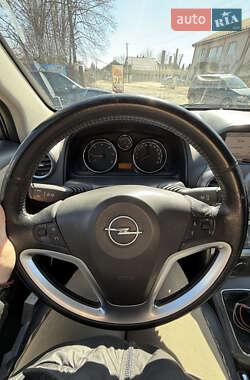 Внедорожник / Кроссовер Opel Antara 2009 в 