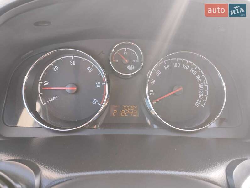 Внедорожник / Кроссовер Opel Antara 2011 в Бродах