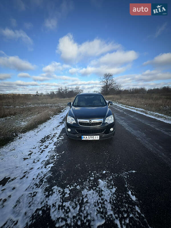 Внедорожник / Кроссовер Opel Antara 2011 в Олевске