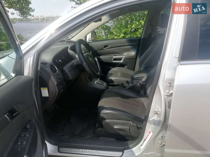 Внедорожник / Кроссовер Opel Antara 2010 в Киеве