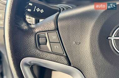 Внедорожник / Кроссовер Opel Antara 2011 в 