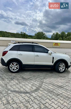 Внедорожник / Кроссовер Opel Antara 2012 в 