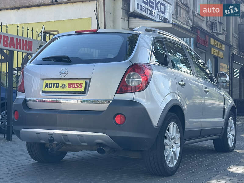 Позашляховик / Кросовер Opel Antara 2006 в Миколаєві