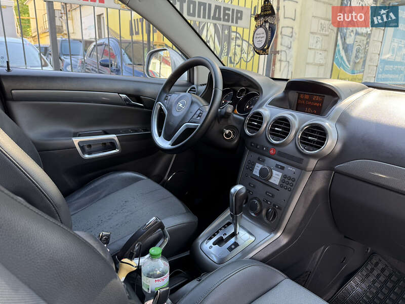 Позашляховик / Кросовер Opel Antara 2006 в Миколаєві