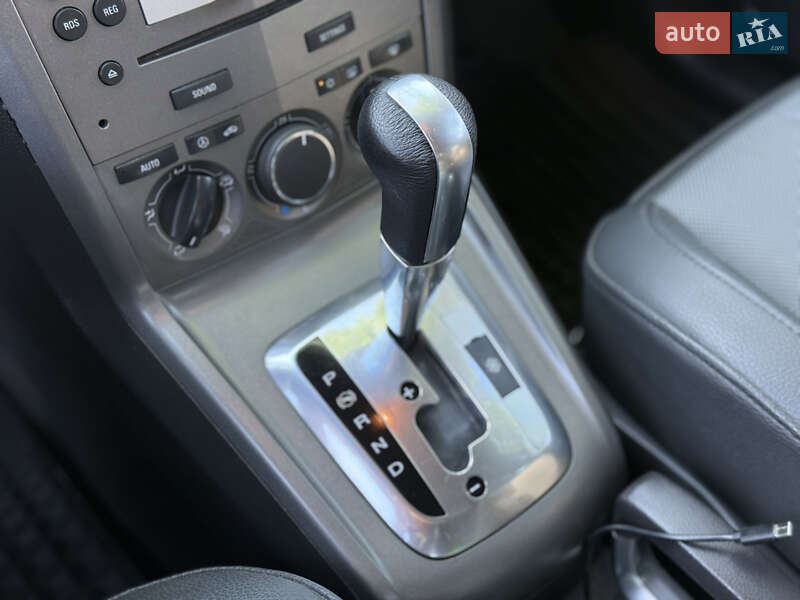 Позашляховик / Кросовер Opel Antara 2006 в Миколаєві