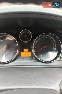 Внедорожник / Кроссовер Opel Antara 2009 в 