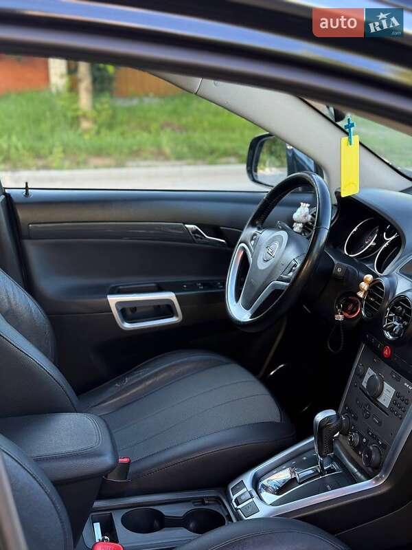 Внедорожник / Кроссовер Opel Antara 2013 в Ивано-Франковске