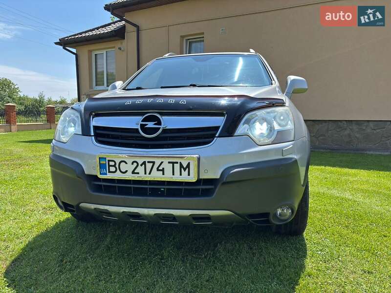 Внедорожник / Кроссовер Opel Antara 2007 в Стрые