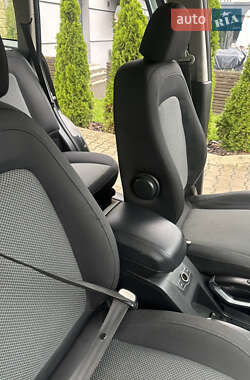 Внедорожник / Кроссовер Opel Antara 2007 в 