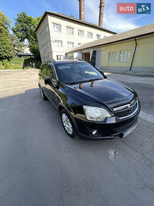 Позашляховик / Кросовер Opel Antara 2011 в Львові