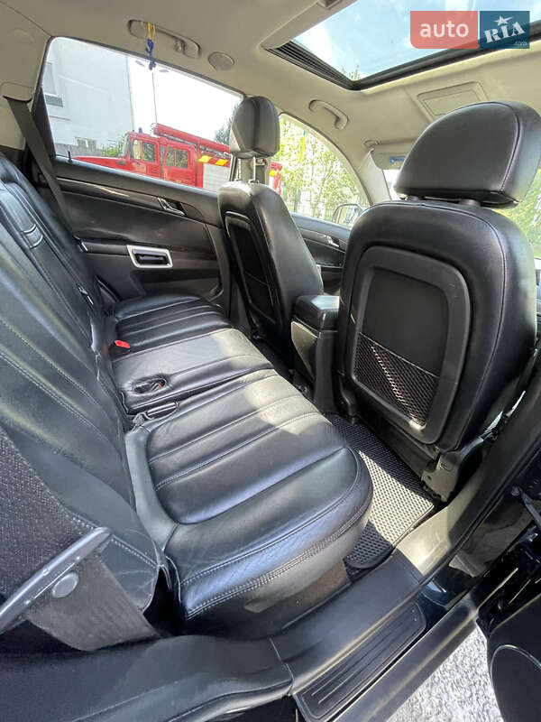 Позашляховик / Кросовер Opel Antara 2011 в Львові