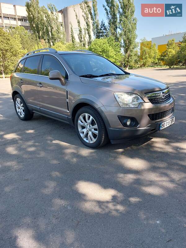 Внедорожник / Кроссовер Opel Antara 2013 в 