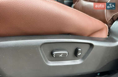 Внедорожник / Кроссовер Opel Antara 2010 в 
