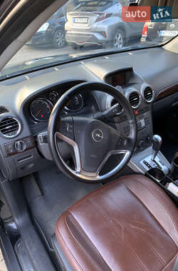 Внедорожник / Кроссовер Opel Antara 2006 в 