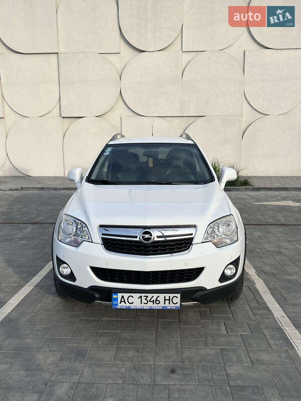 Внедорожник / Кроссовер Opel Antara 2014 в 