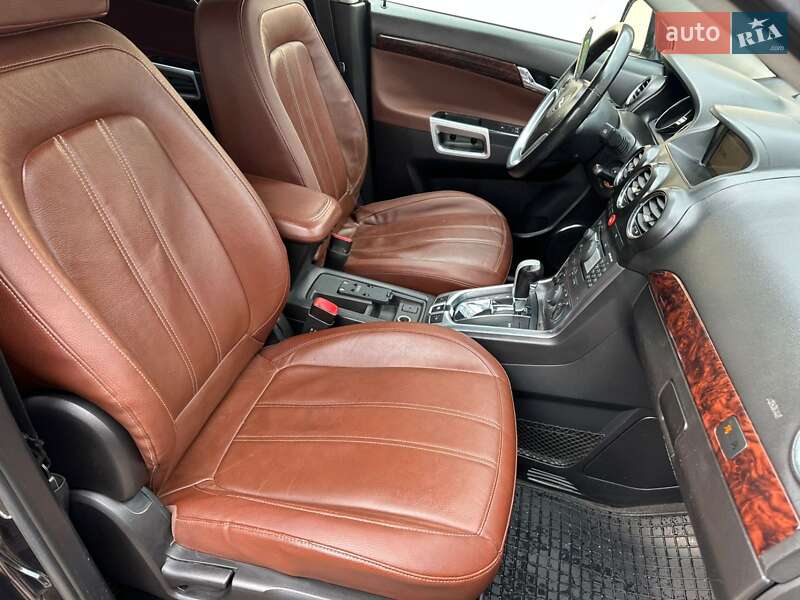 Позашляховик / Кросовер Opel Antara 2010 в Луцьку