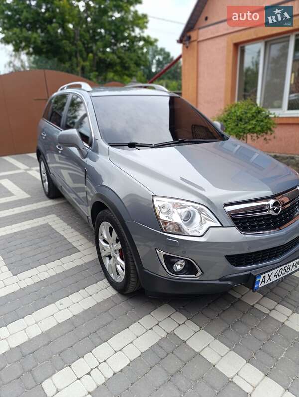 Внедорожник / Кроссовер Opel Antara 2013 в Харькове