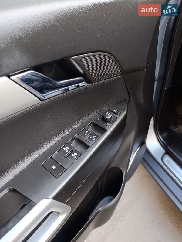 Внедорожник / Кроссовер Opel Antara 2013 в Харькове