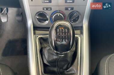 Внедорожник / Кроссовер Opel Antara 2012 в 