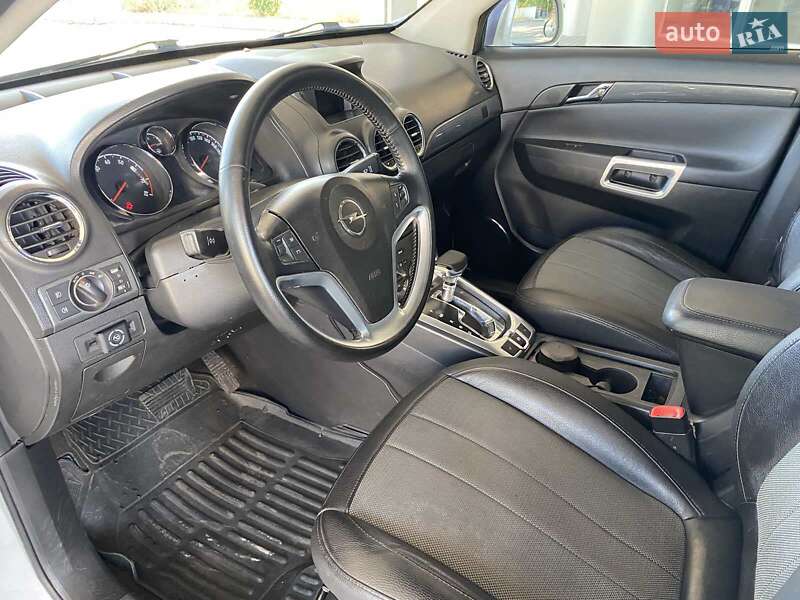 Позашляховик / Кросовер Opel Antara 2012 в Миколаєві