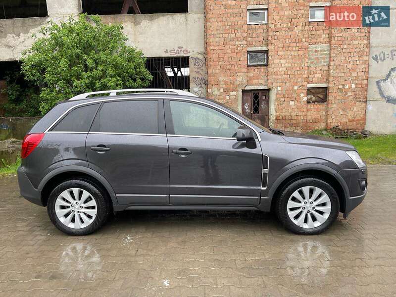 Внедорожник / Кроссовер Opel Antara 2013 в Черновцах