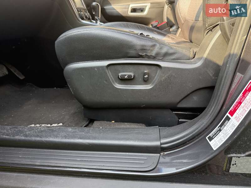 Внедорожник / Кроссовер Opel Antara 2013 в Черновцах