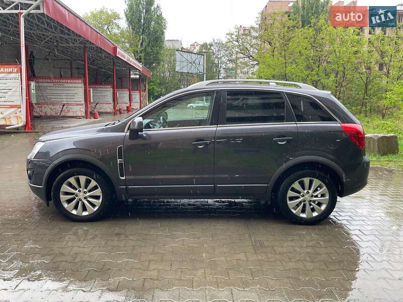Внедорожник / Кроссовер Opel Antara 2013 в Черновцах
