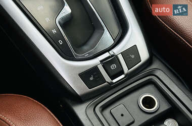 Внедорожник / Кроссовер Opel Antara 2010 в 
