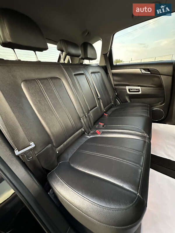 Позашляховик / Кросовер Opel Antara 2014 в Івано-Франківську