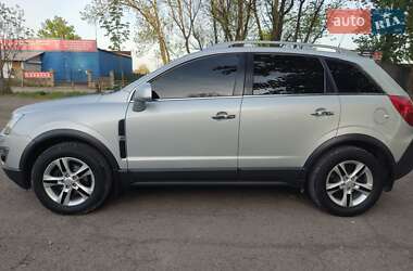 Позашляховик / Кросовер Opel Antara 2012 в 