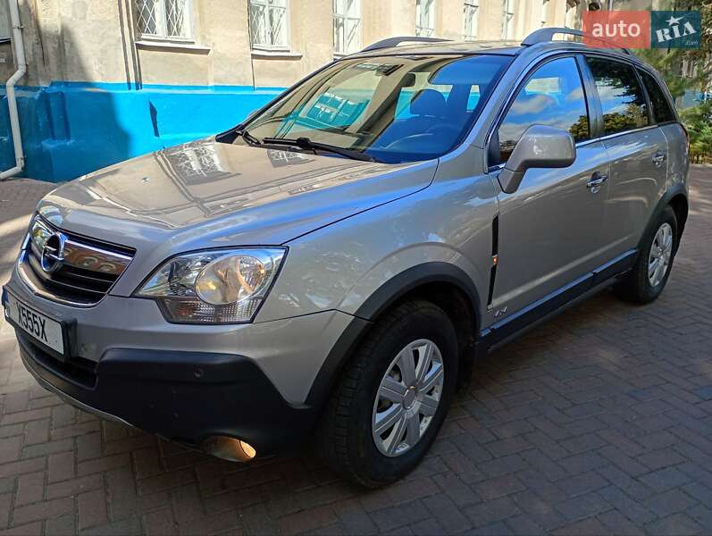 Внедорожник / Кроссовер Opel Antara 2007 в 