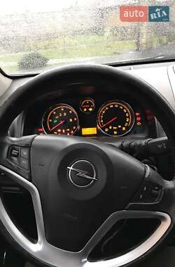 Внедорожник / Кроссовер Opel Antara 2008 в 