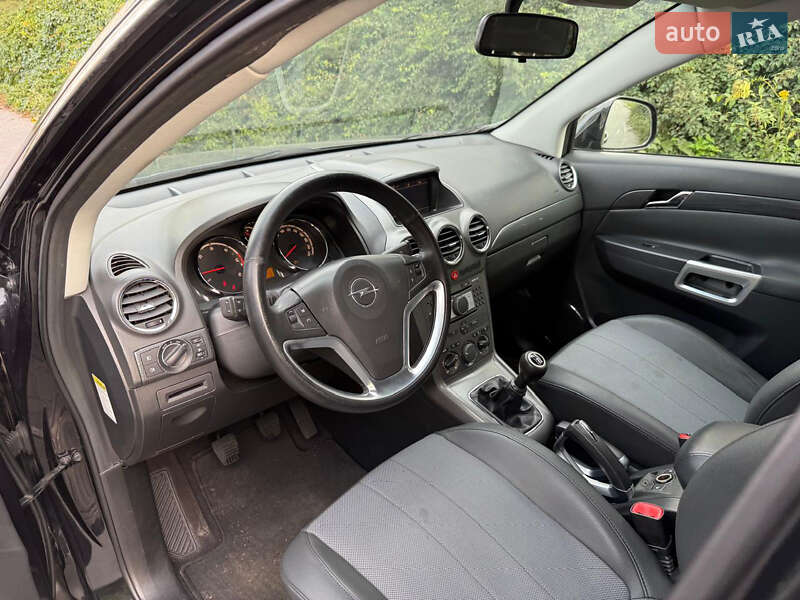 Позашляховик / Кросовер Opel Antara 2010 в Луцьку