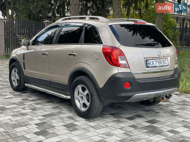 Внедорожник / Кроссовер Opel Antara 2012 в Староконстантинове