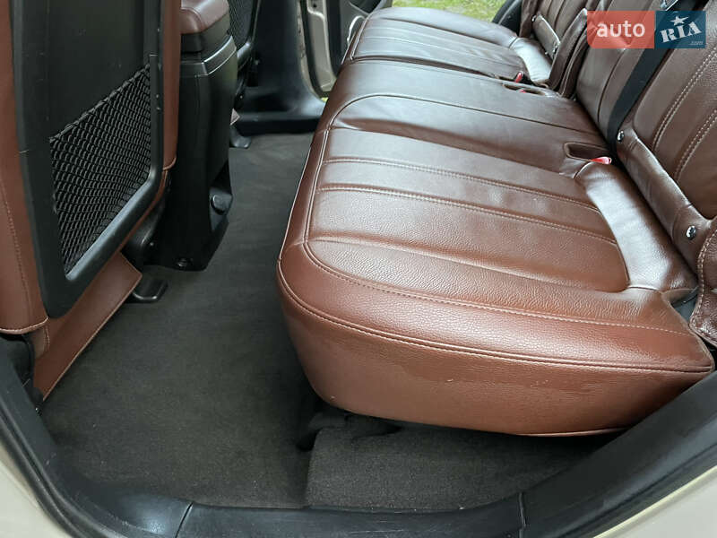 Внедорожник / Кроссовер Opel Antara 2012 в Староконстантинове