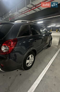 Внедорожник / Кроссовер Opel Antara 2008 в 