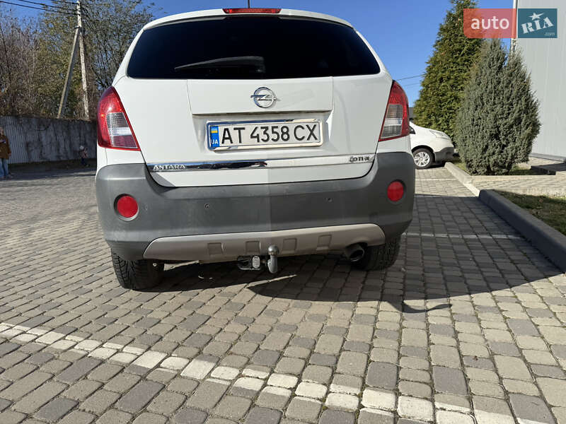 Внедорожник / Кроссовер Opel Antara 2011 в Ивано-Франковске