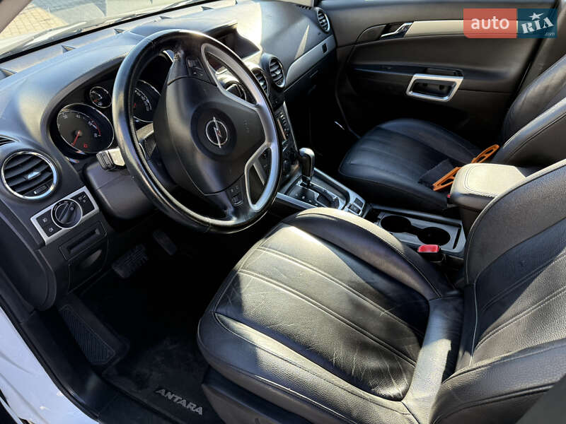 Внедорожник / Кроссовер Opel Antara 2011 в Ивано-Франковске